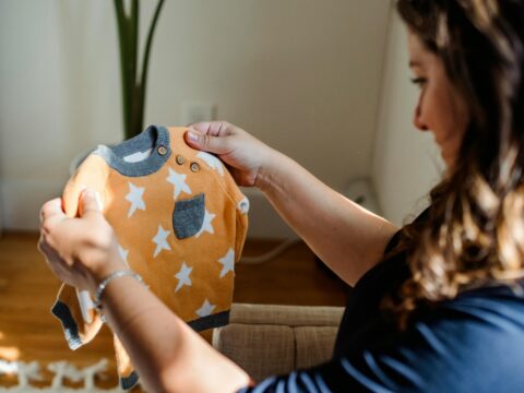 Choose Between Stocks and Bonds