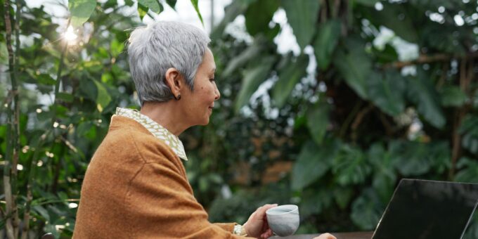 Make Money Online Using SaaS Side Hustles